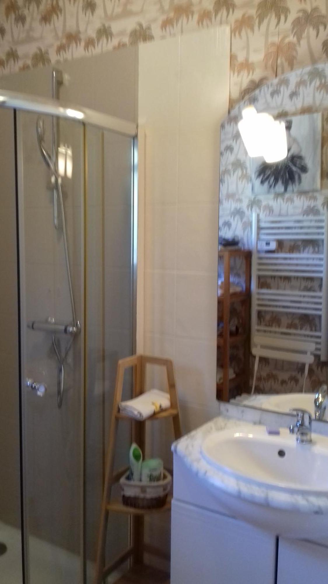 Bed and Breakfast Les Chardons Bleus Лорґ Екстер'єр фото